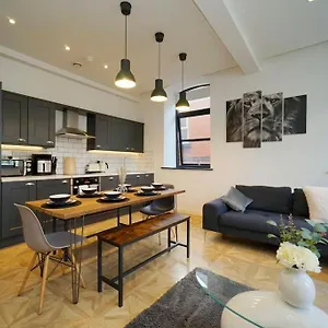 Apartment Stylish & Elegant Centre, Leeds (West Yorkshire)
