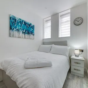 Apartment Superior Compact Studio Close To Amenities, Leeds (West Yorkshire)